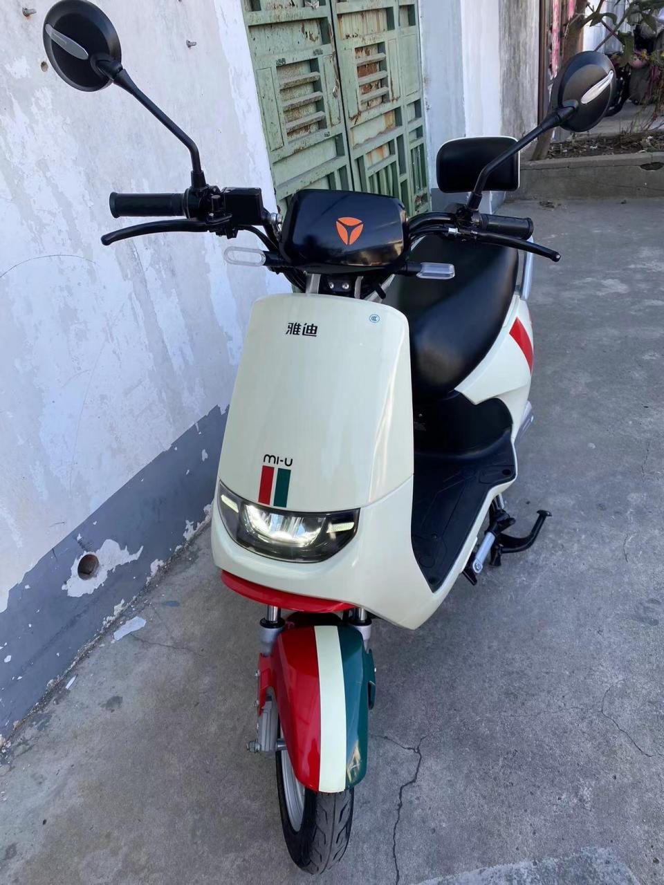 雅迪米优踏板电动车二手电动车.淮安二手电动车.