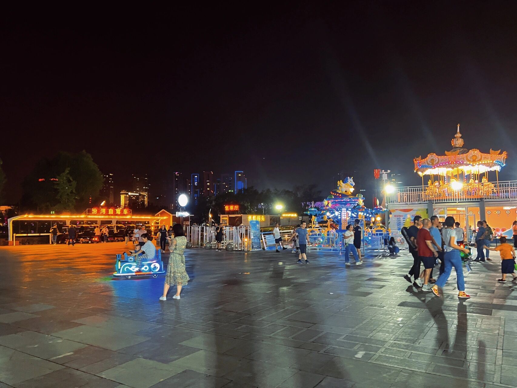 太原夜晚散步好去处7415汾河公园夜游会 在本太原人心中 汾河公园