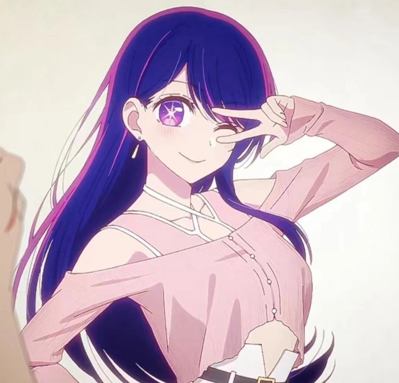 天才偶像——小爱 "不论谁的目光都将被你夺取,你便是完美且究极的