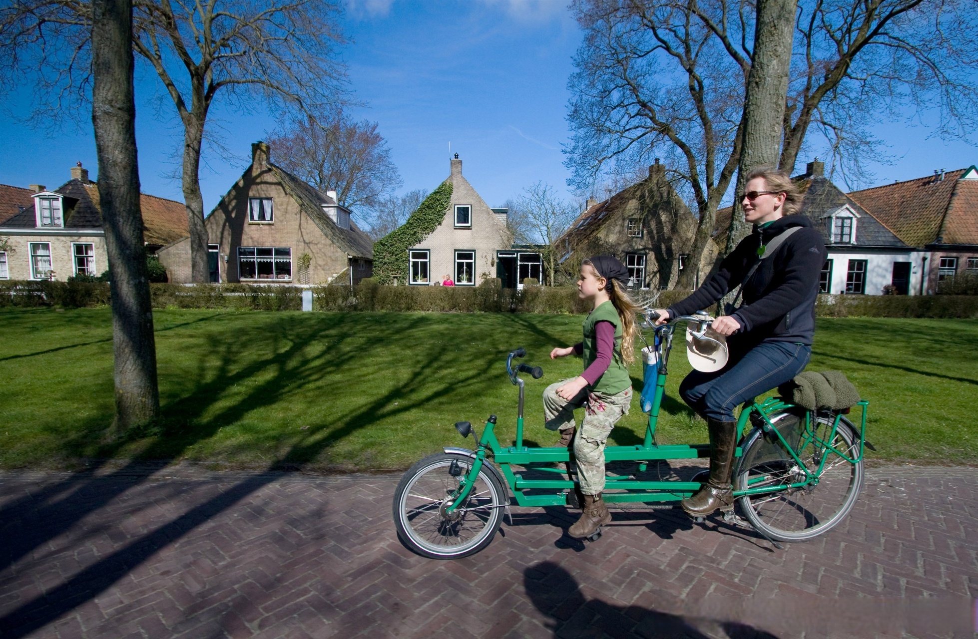 荷兰人到底有多少种自行车# 荷兰自行车的款式多种多样,有普通两轮的