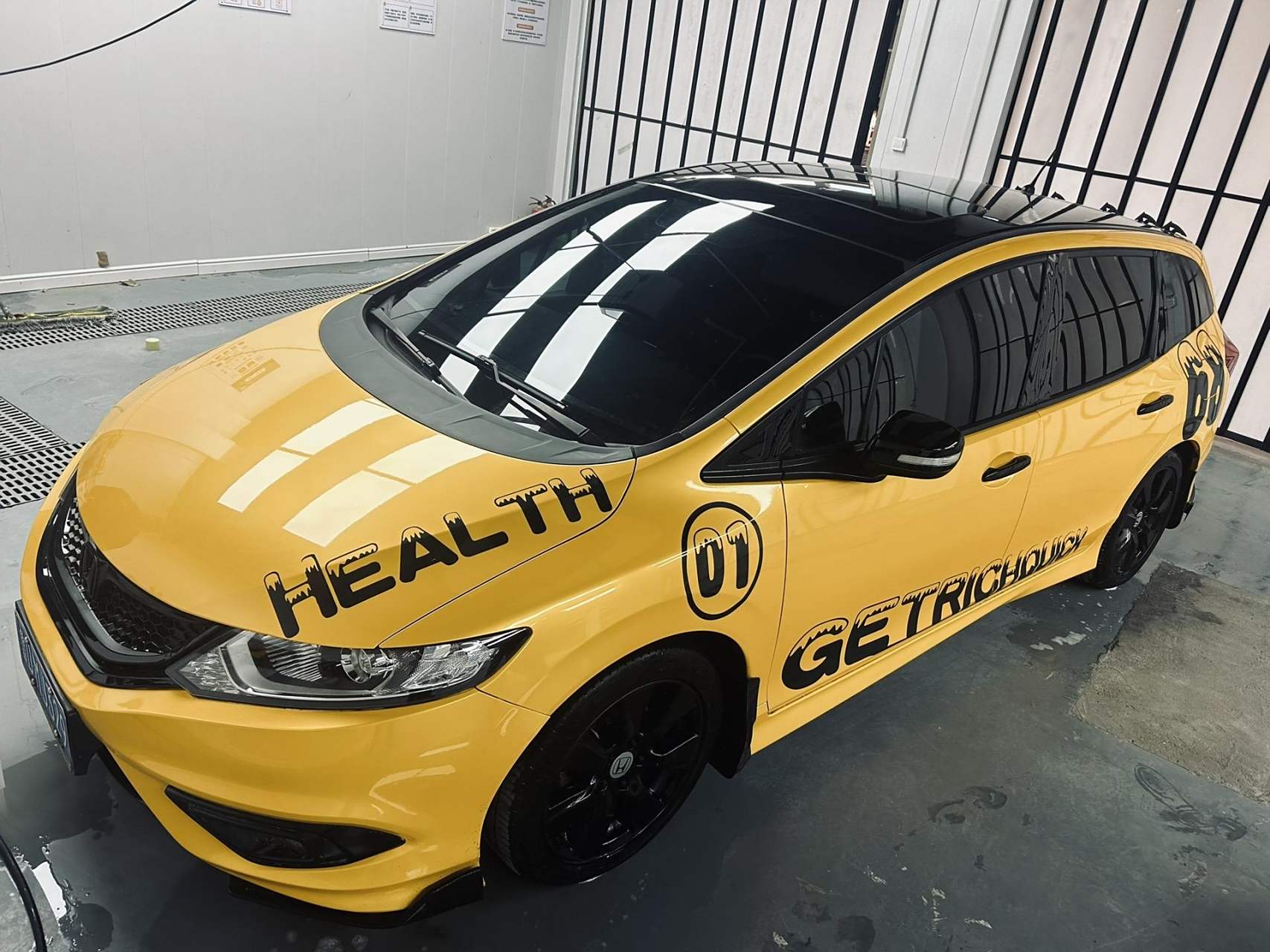 本田杰德改色金属枫叶黄 定制拉花点缀