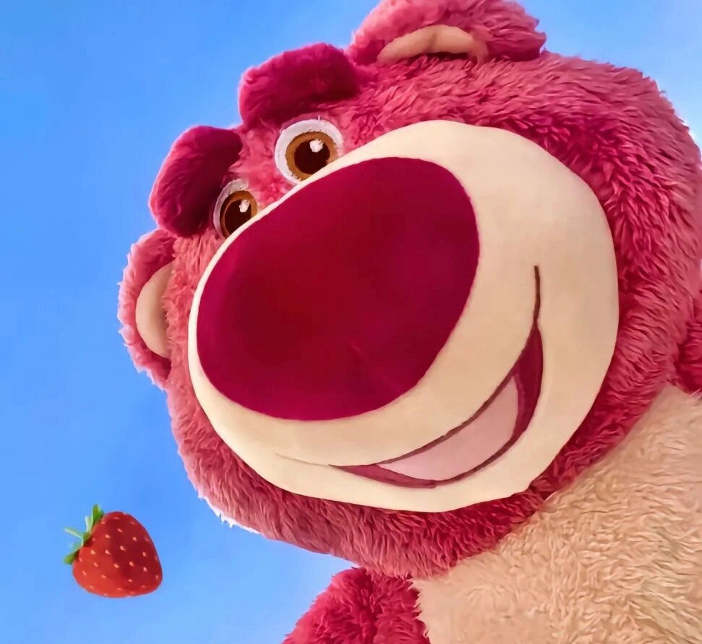 这么可爱的草莓熊玩偶为什么是反派呢01 罗素起初是个彻头彻尾的