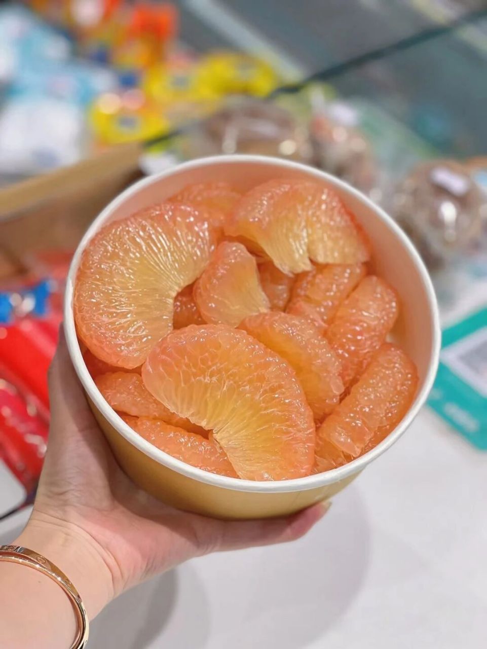 泰国翡翠金柚文案 【泰国翡翠金柚】 集颜值,营养,美味为一身的翡翠柚