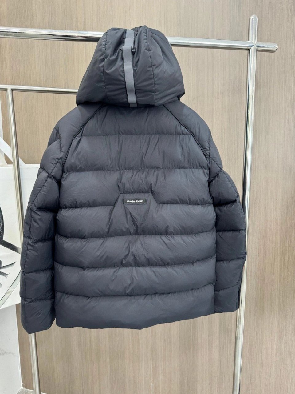 加拿大鹅黑标羽绒服 好看舒适 canad 大鹅黑标羽绒服 这款羽绒服运用
