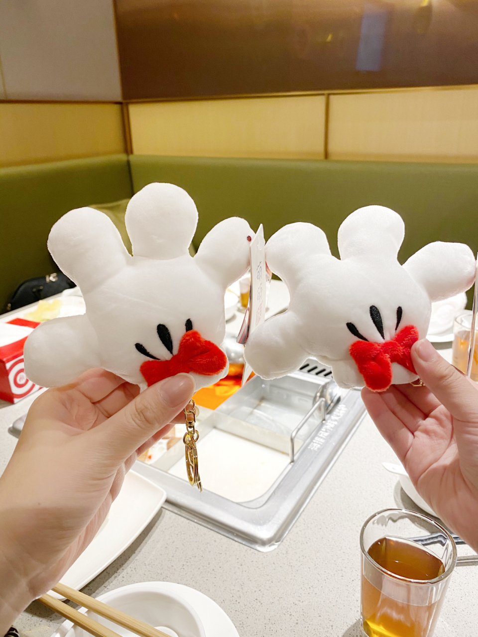 礼物97超可爱的迪斯尼挂件 这真的是我最最最喜欢的海底捞礼物了!