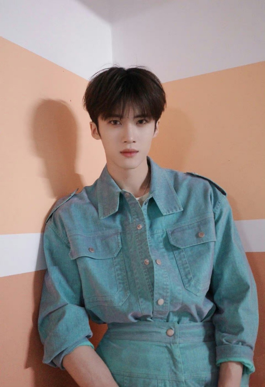 闫桉跑得快也是一种错##闫桉吃了腿长的亏#闫桉腿长谁不喜欢啊[三哈]