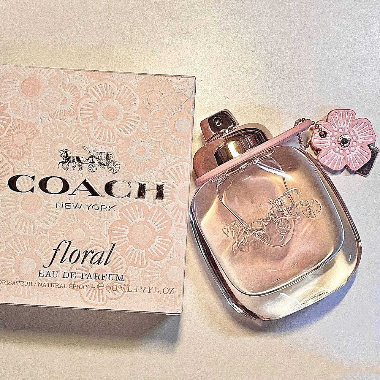 高级少女香|女生必备入门香水 94coach花馥蕊 前调