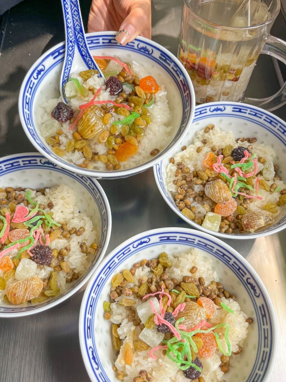 一定要来一碗夏日清凉多样汤,才7r 最具有年代感的老法冷饮"多样汤".