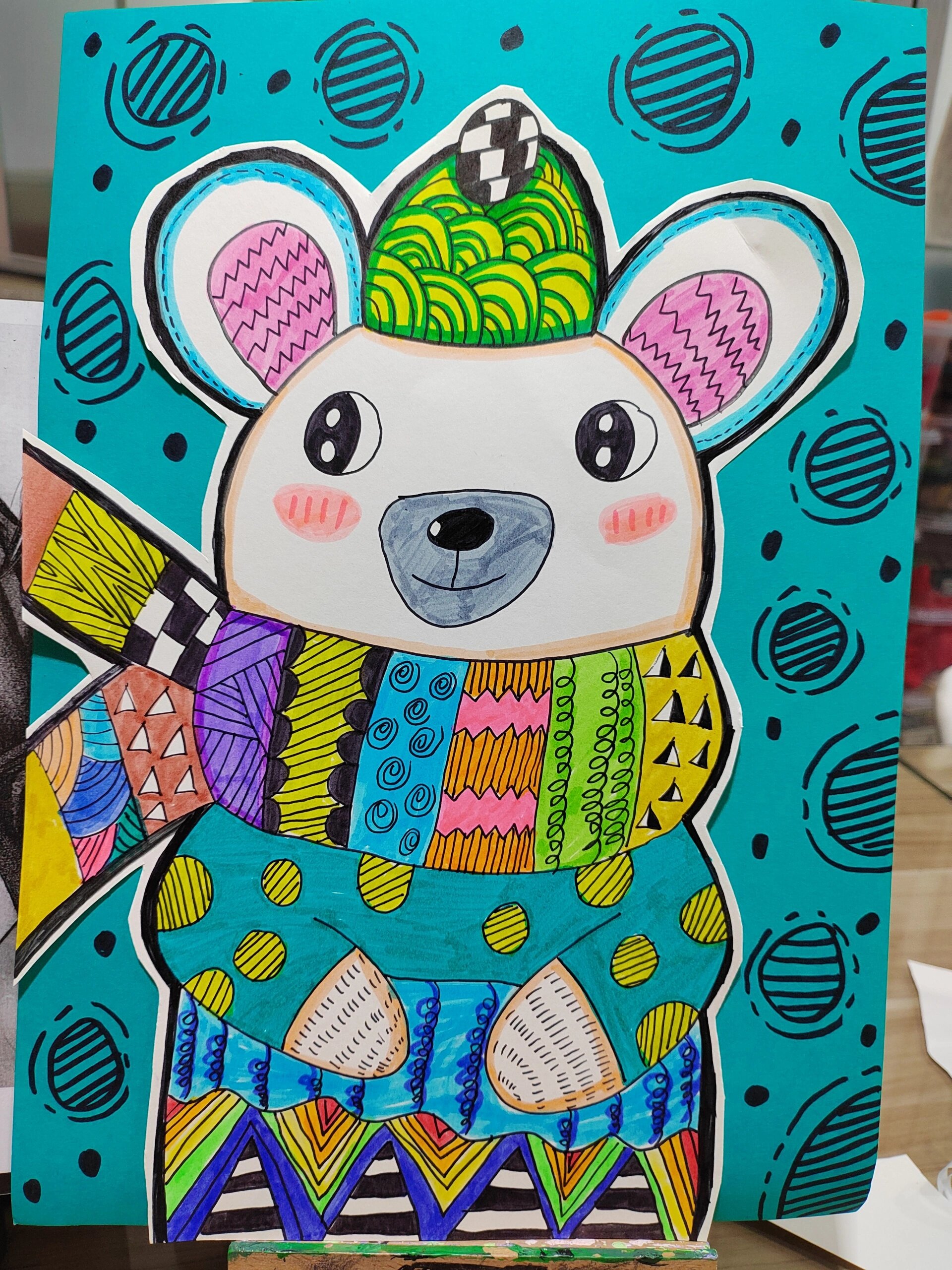 大班儿童画图六张 线描老鼠,戴珍珠耳环的少女,文具书包,动物们的兜风