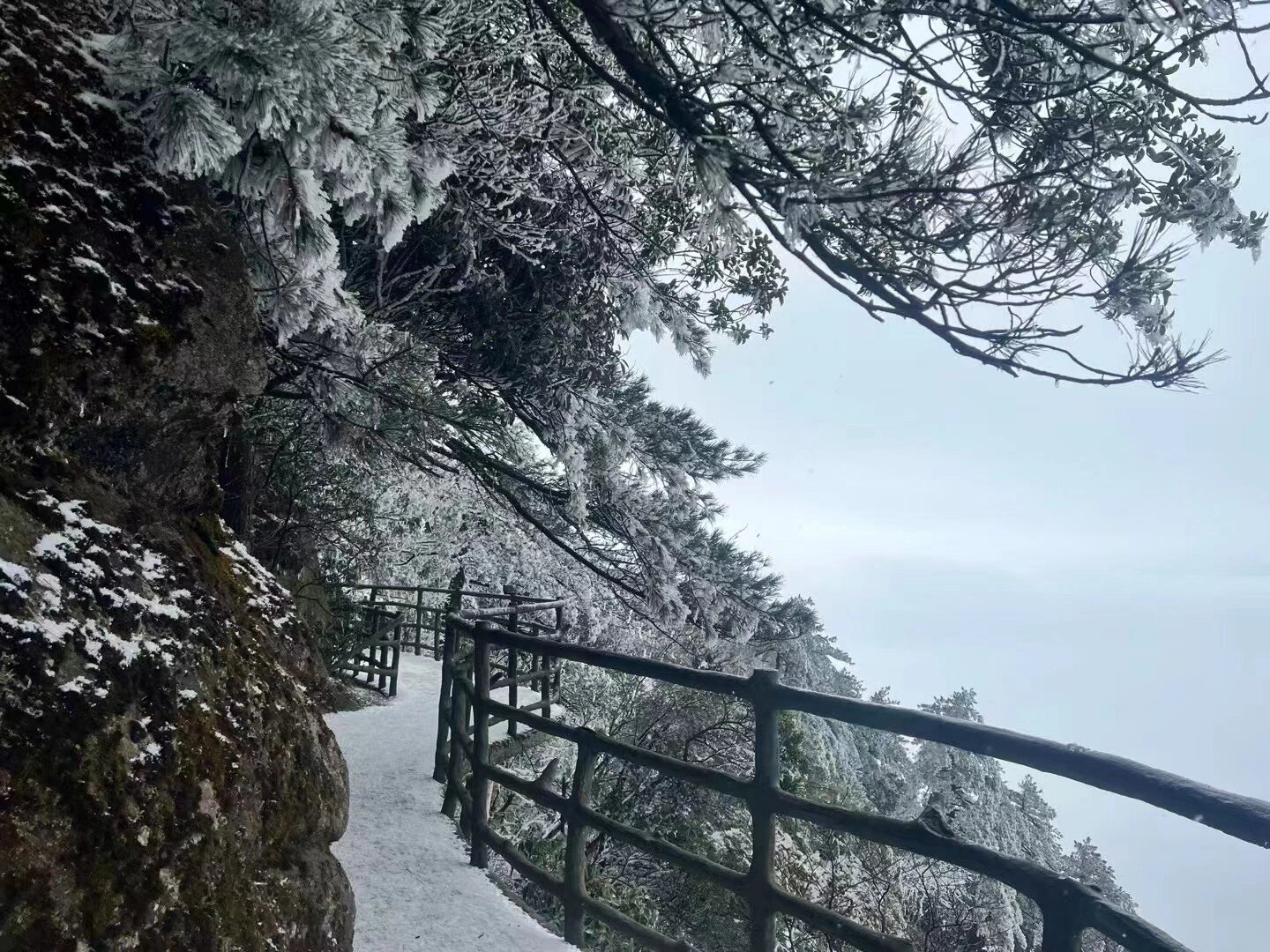 明月山风景区开放时间图片