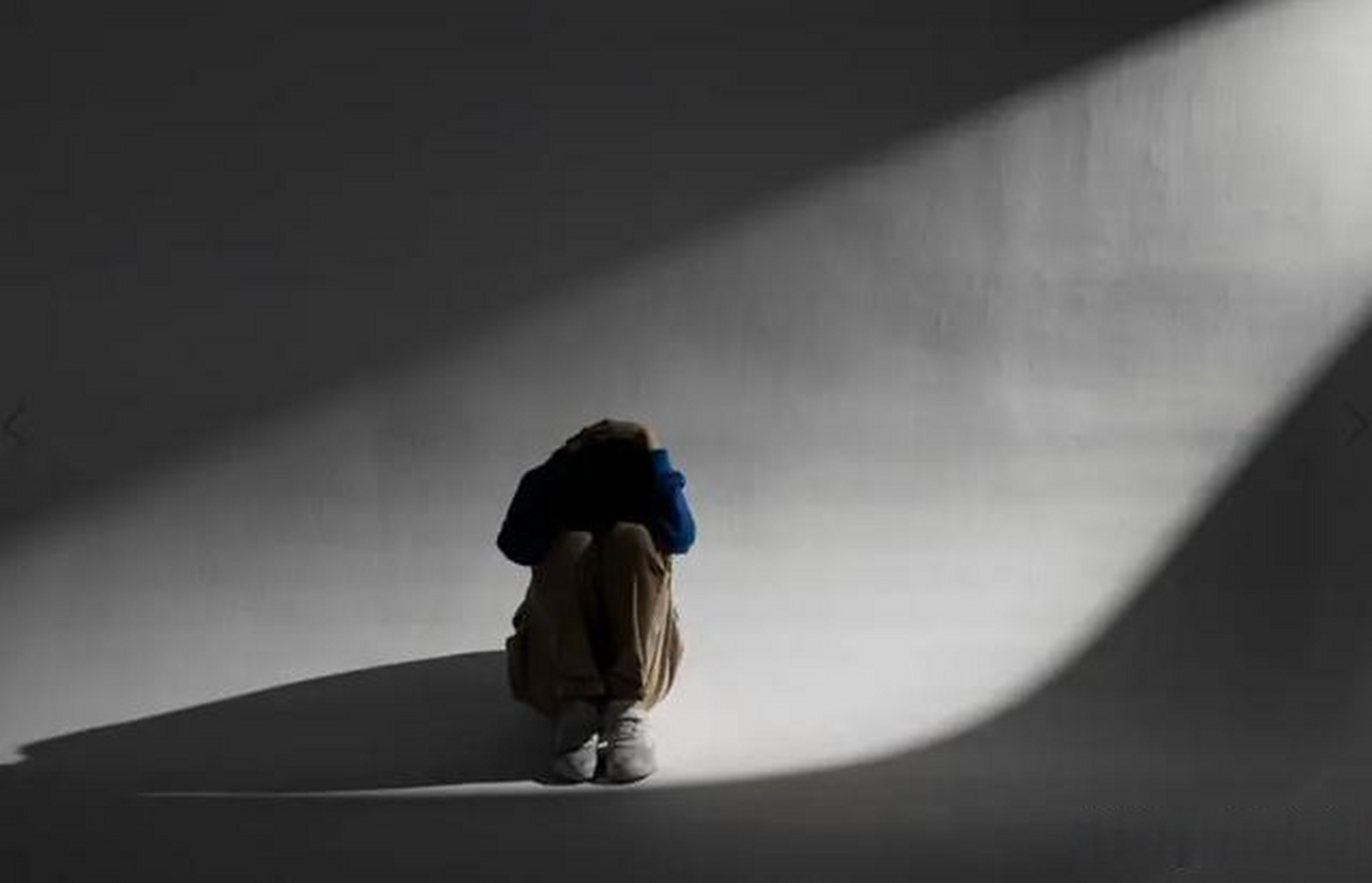 为什么孩子会离奇地抑郁? 我的楼上邻居已被我拉黑了.