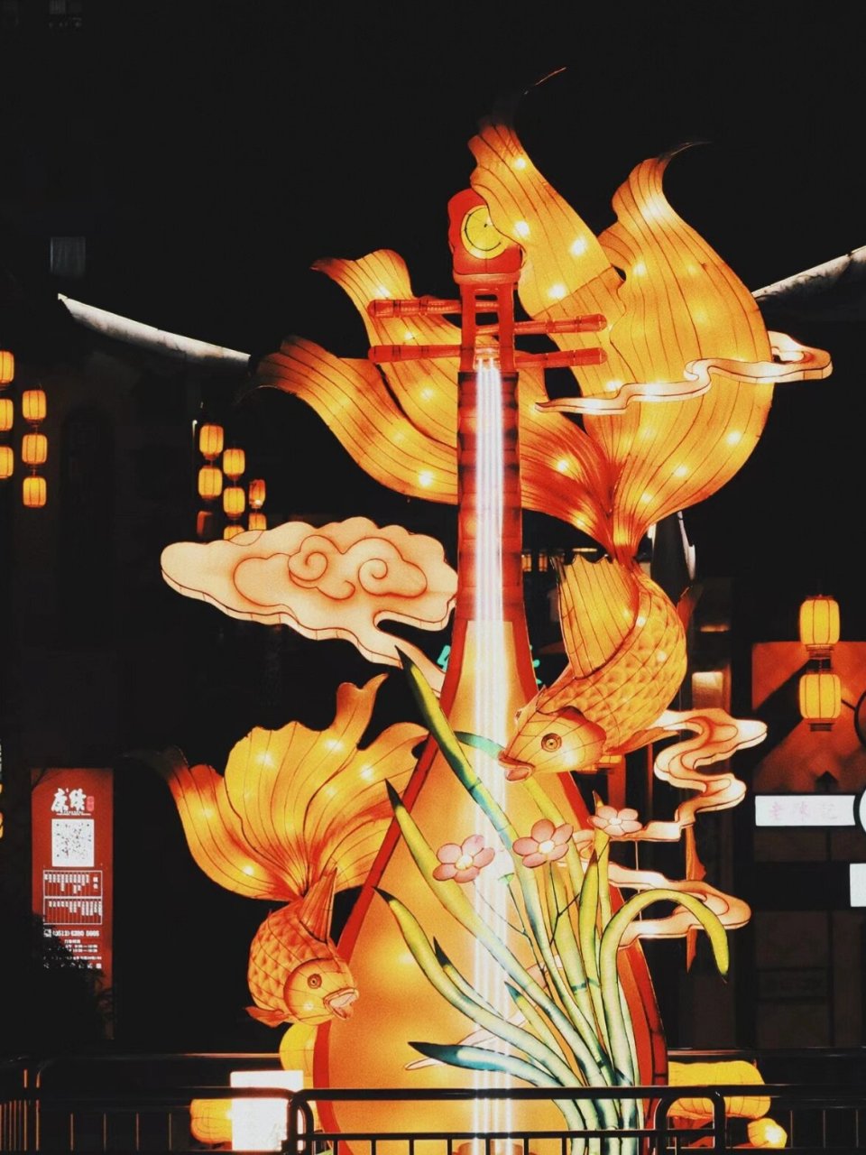 南京灯彩  |  秦淮灯彩甲天下 秦淮灯会是流行于南京的民俗文化活动