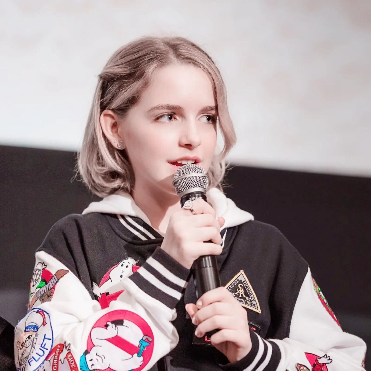 麦肯娜 格瑞斯73(1719v1717)73来一波头像壁纸03