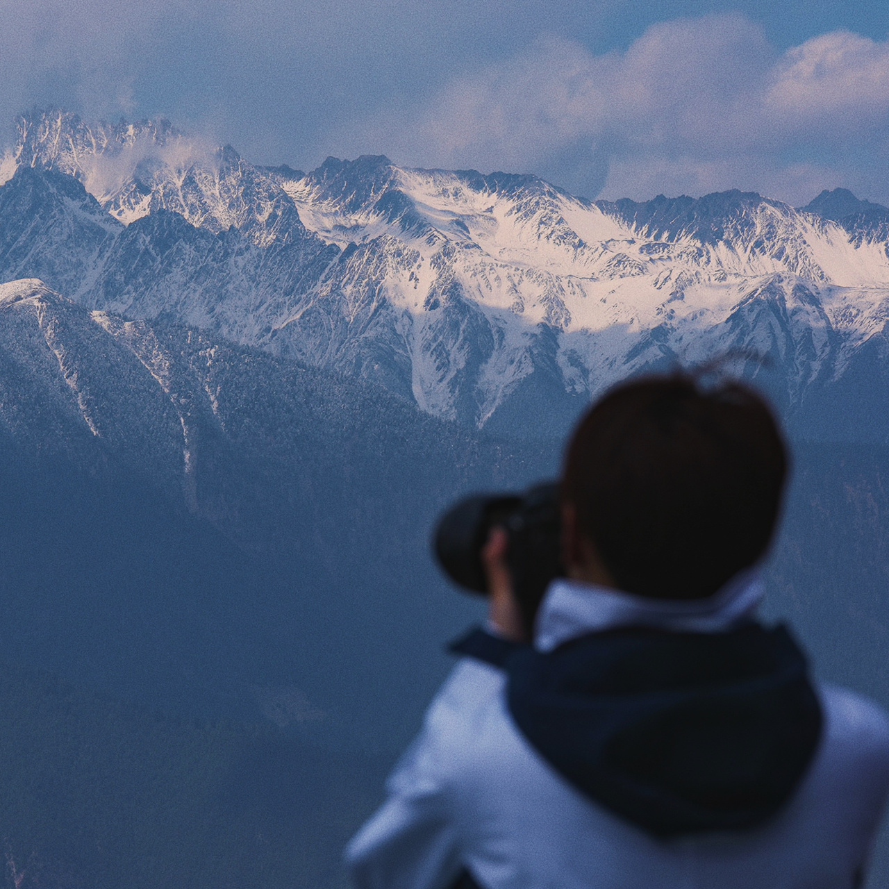 夏日炎炎,换一张清爽的雪山头像吧～ 中国藏区八大神山之首—梅里雪山