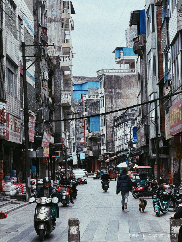 防城港旅游|防城区老街citywalk