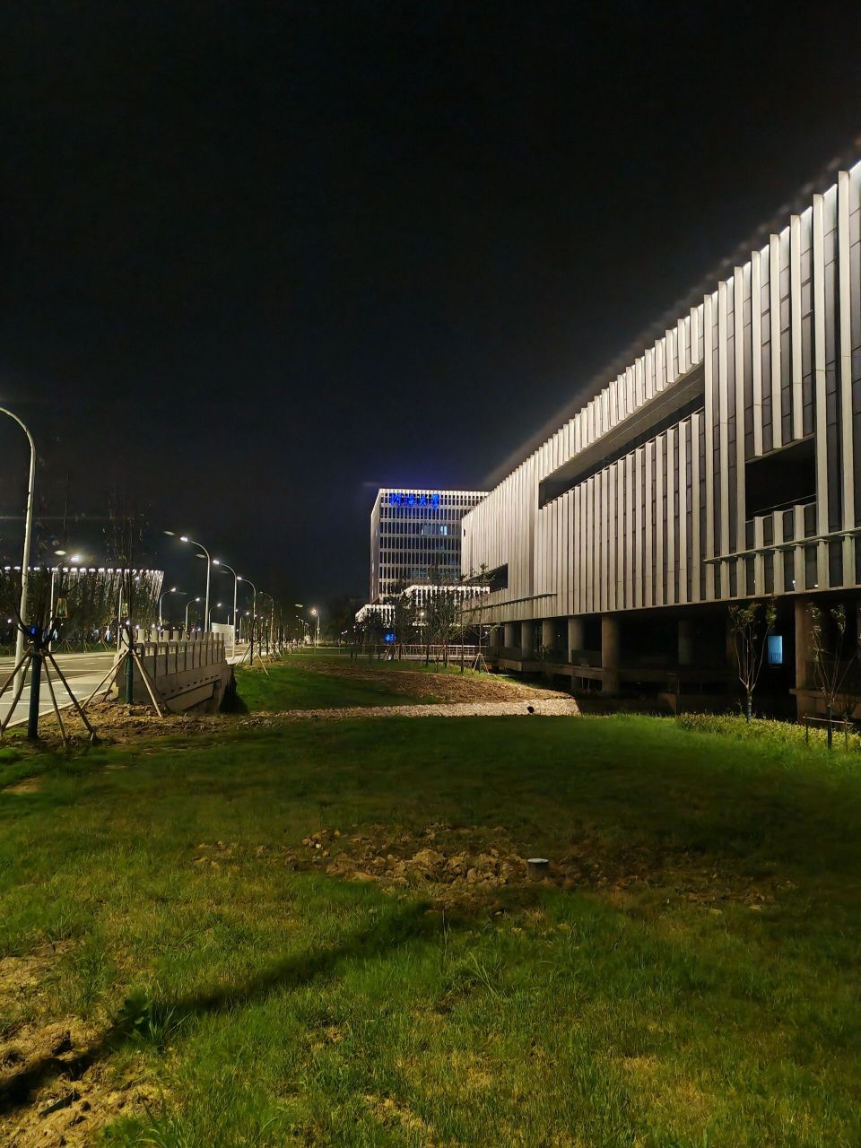 河海大学常州新校区 还有不到两个月的时间,河海大学常州新校区就要