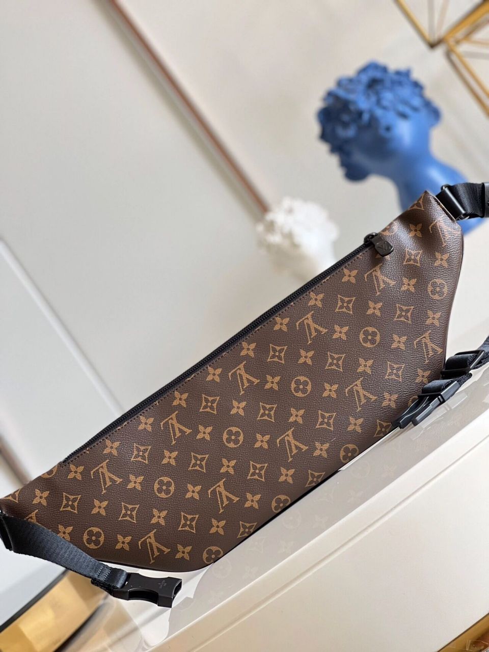 lv christopher男士胸包腰包斜挎包m45337 christopher 腰包取材