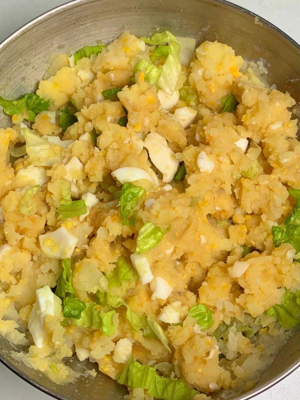 今天减脂餐分享巨好吃的土豆泥!加入鸡蛋和生菜,嘎嘎好吃!