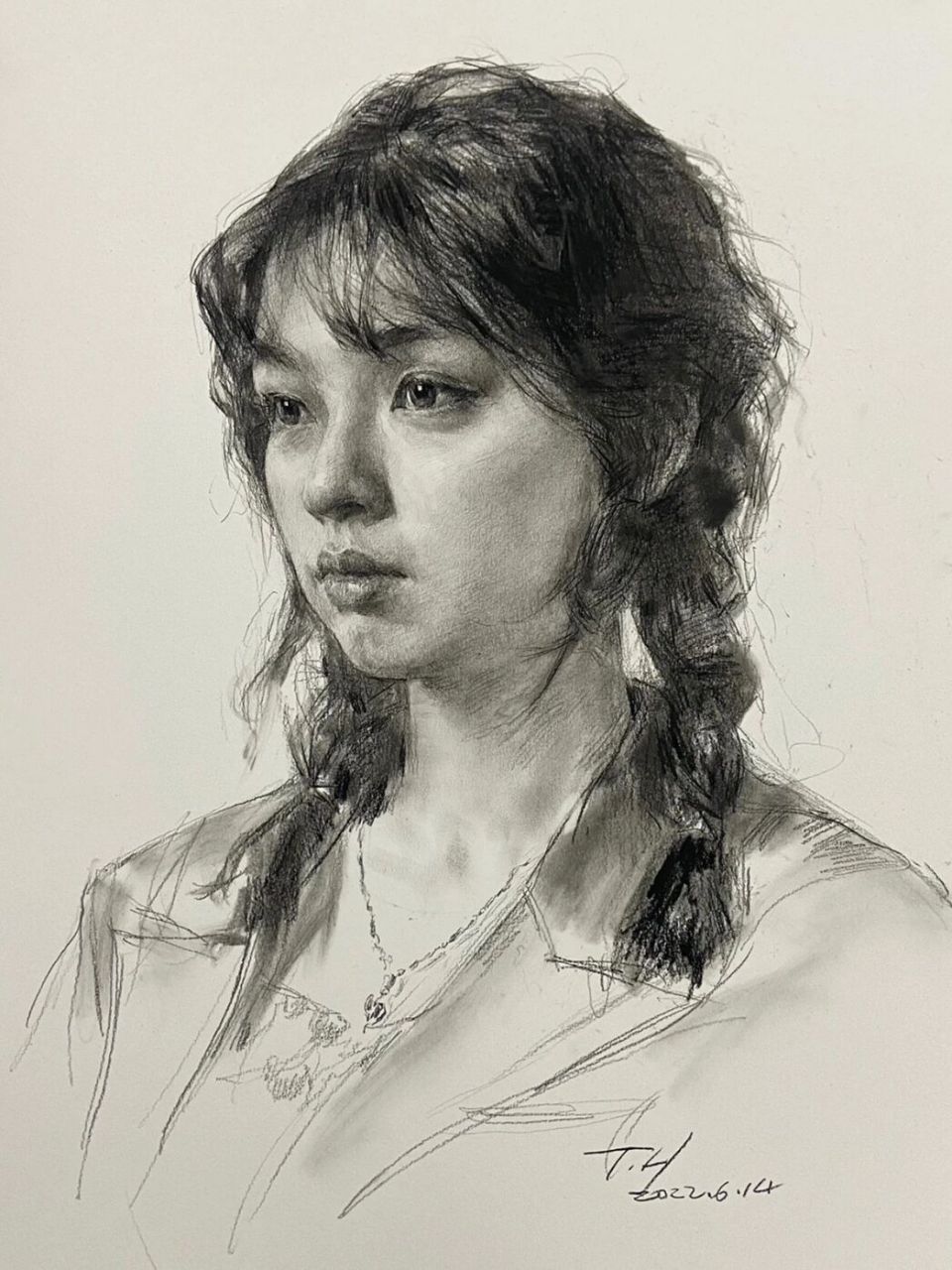 素描头像# #素描#95素描头像作画步骤 头骨: 头部结构的本质是骨骼
