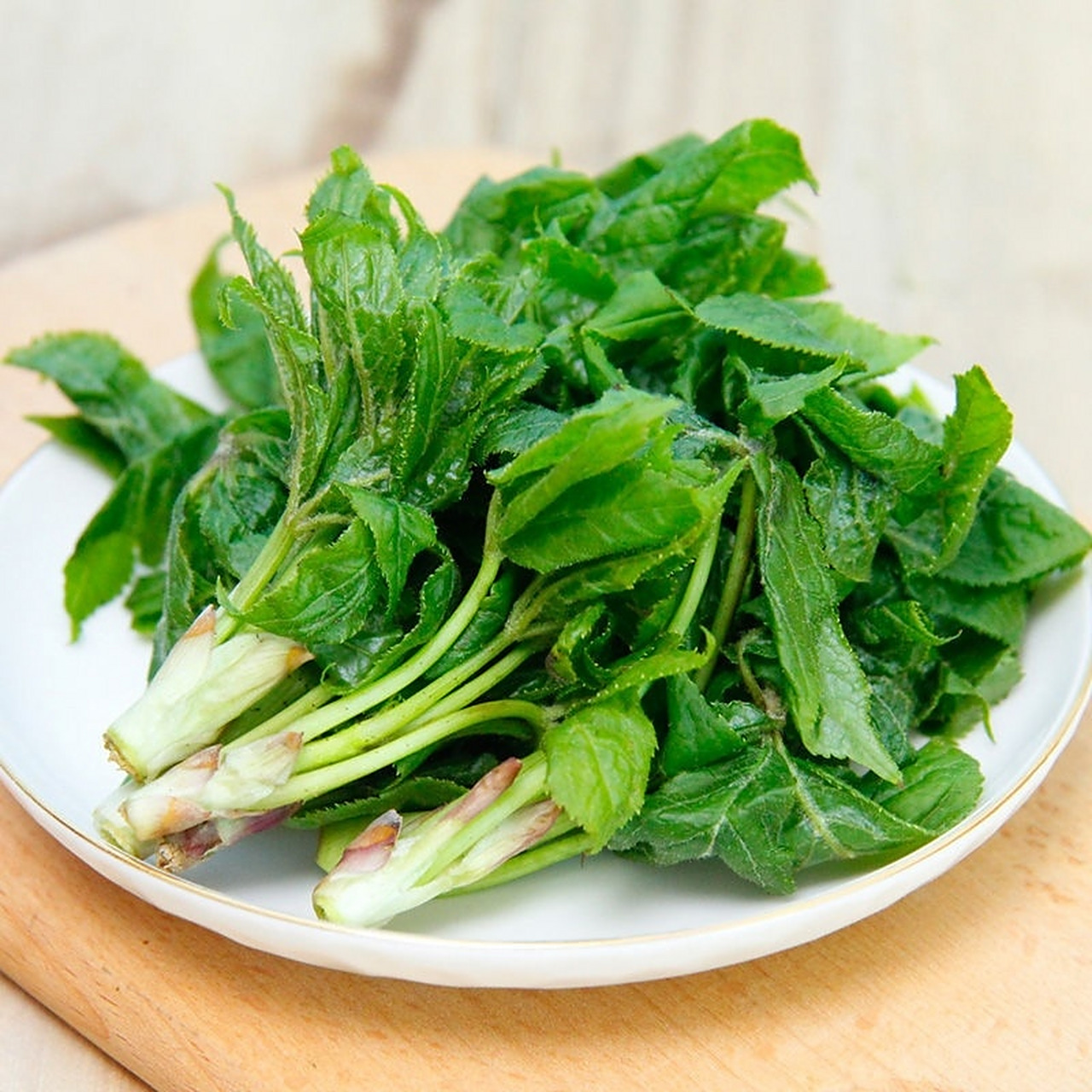 东北野生刺五加山野菜 长白山野生山野菜 ,软化心脑血管,喜欢吃的联系