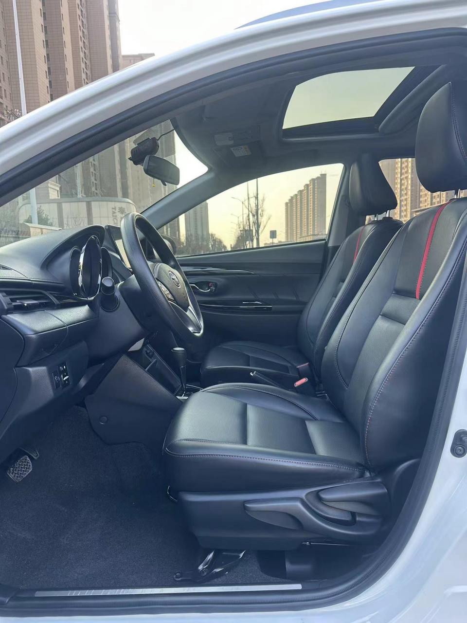 21年7月,丰田 yaris l 致炫 2021款 致炫x 1.5l cvt尊贵版.