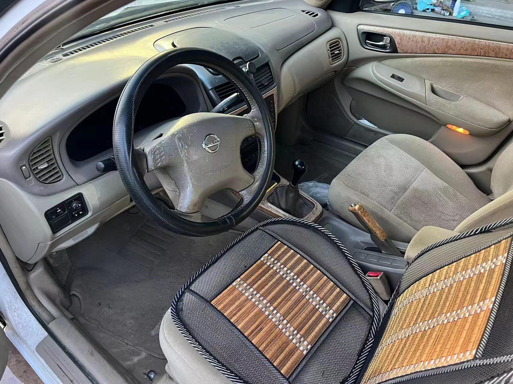 07年日产阳光,2.0手动,代步练手够用  7800块,喜欢的研究