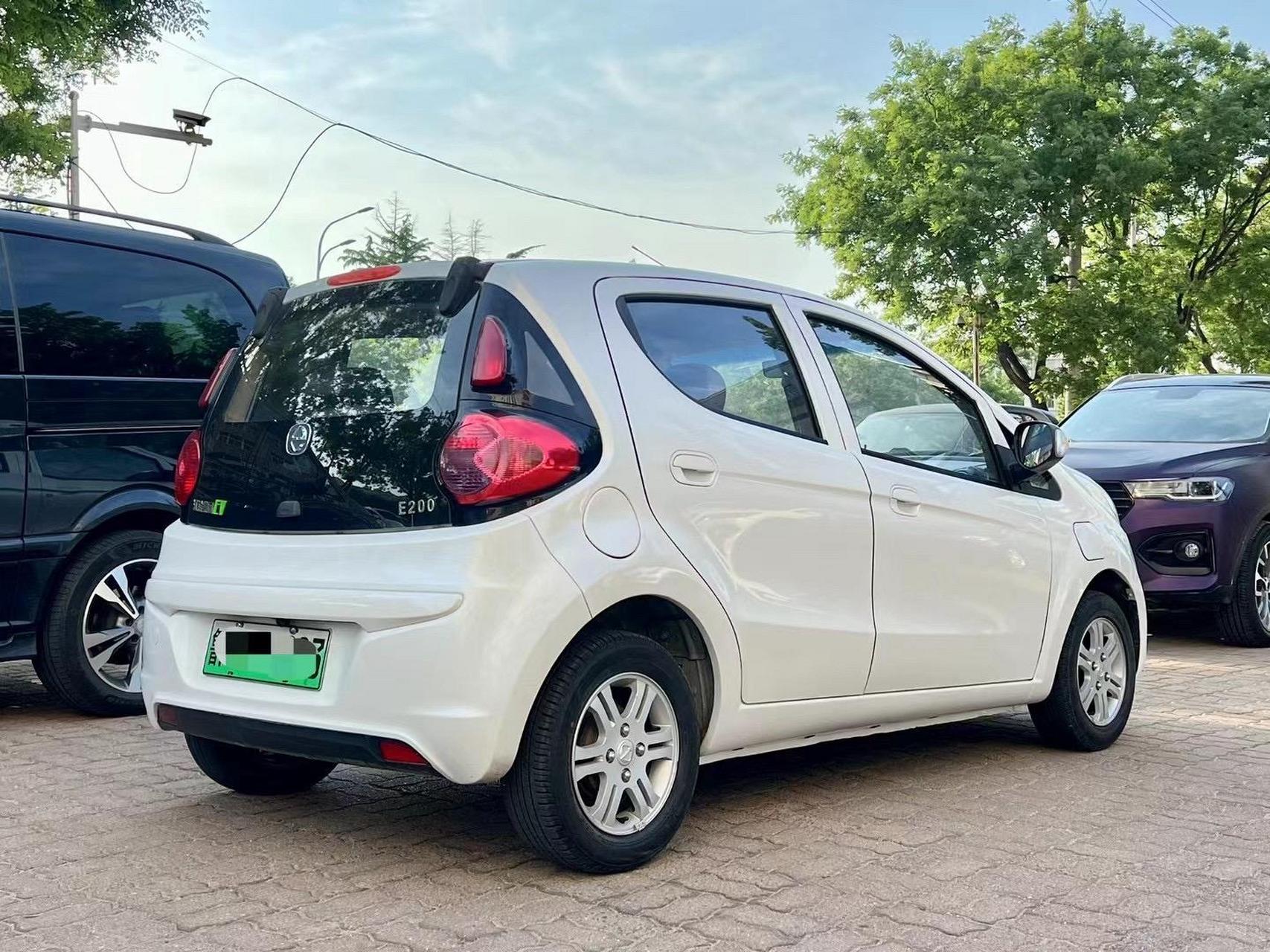 准19年江铃e200纯电新能源标准续航302带快充原版90原漆8万公里非营运