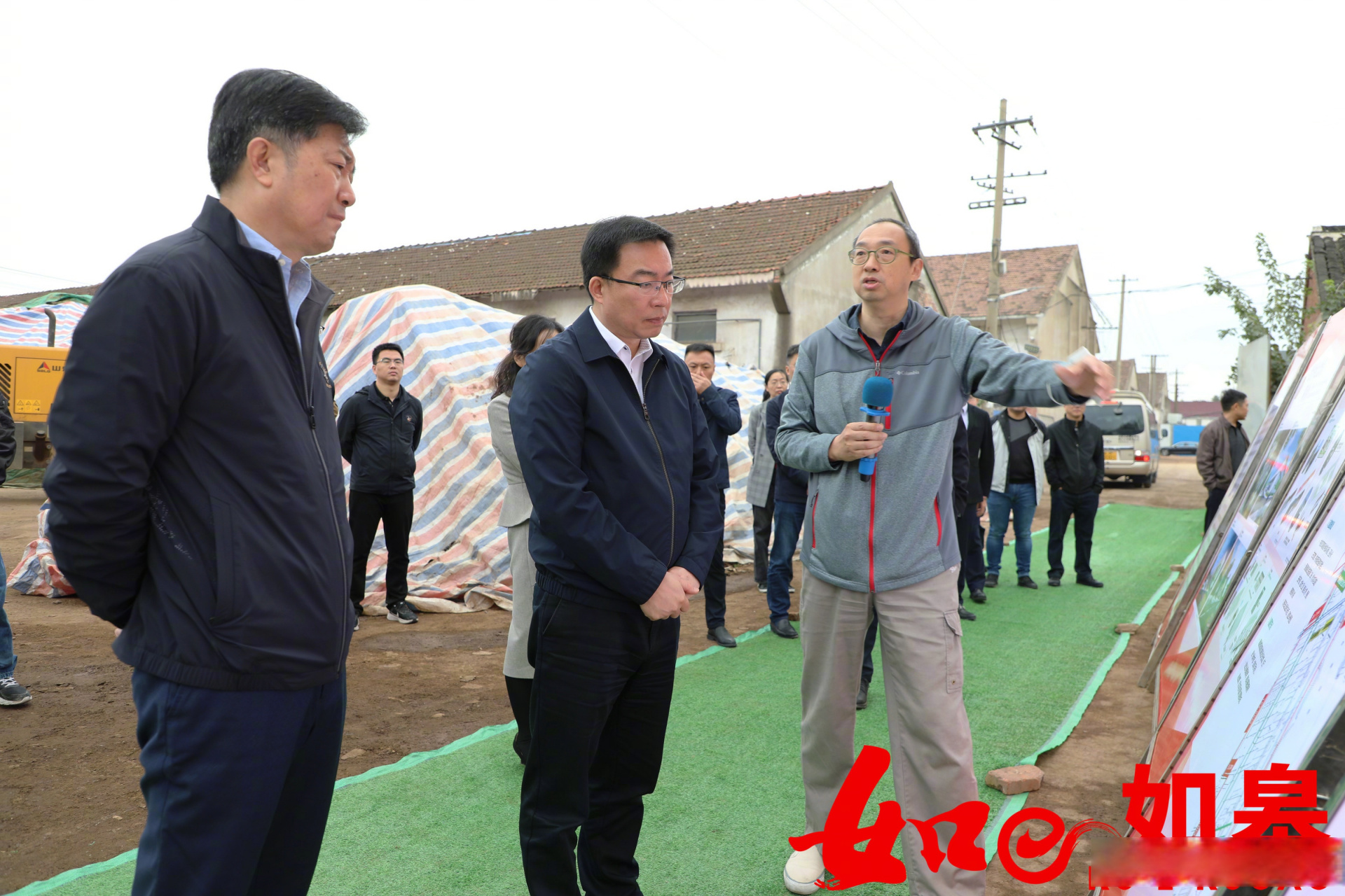 如皋要聞# 10月26日,市委書記何益軍率隊調研磨頭鎮重點工作.