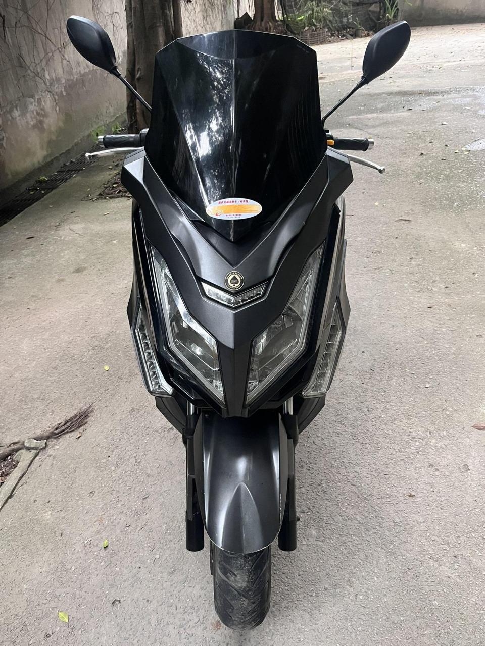 移动大沙发,骑起安逸得很,手续齐全,成色没话说家用踏板摩托车推荐