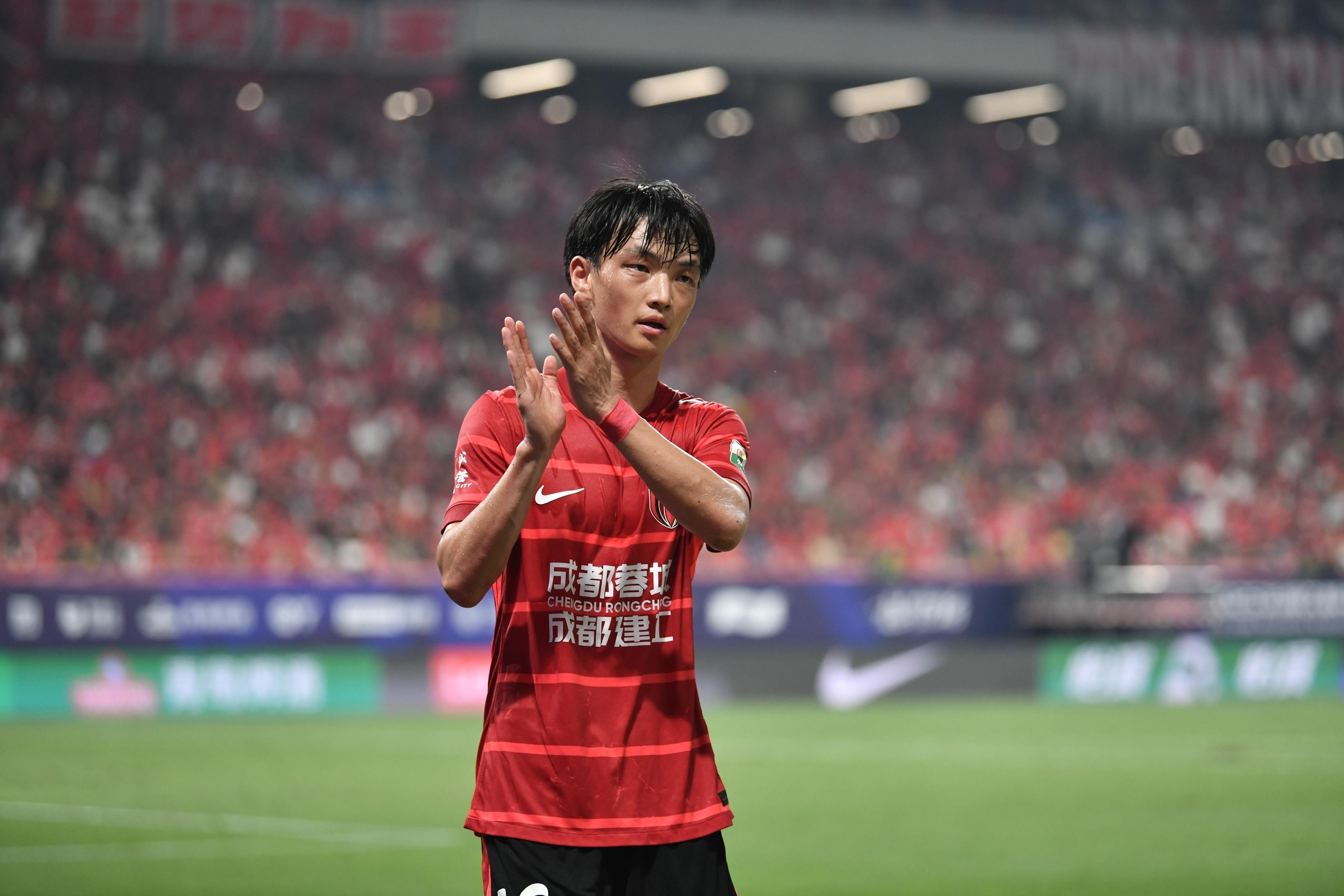 新晋足球天才崭露头角