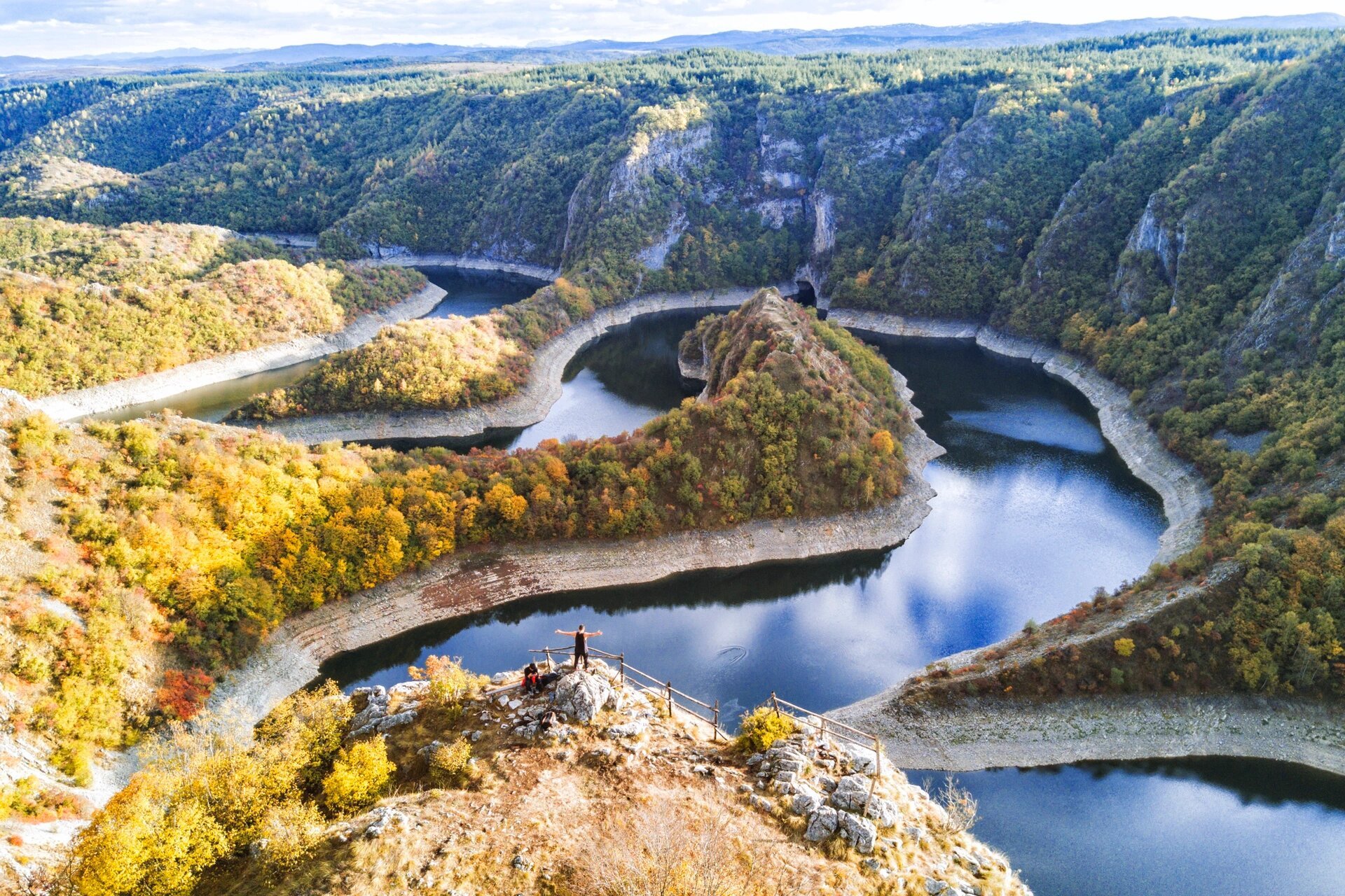 塞尔维亚最美的风景——乌瓦茨峡谷 欧洲第一个真正意义上的免签国