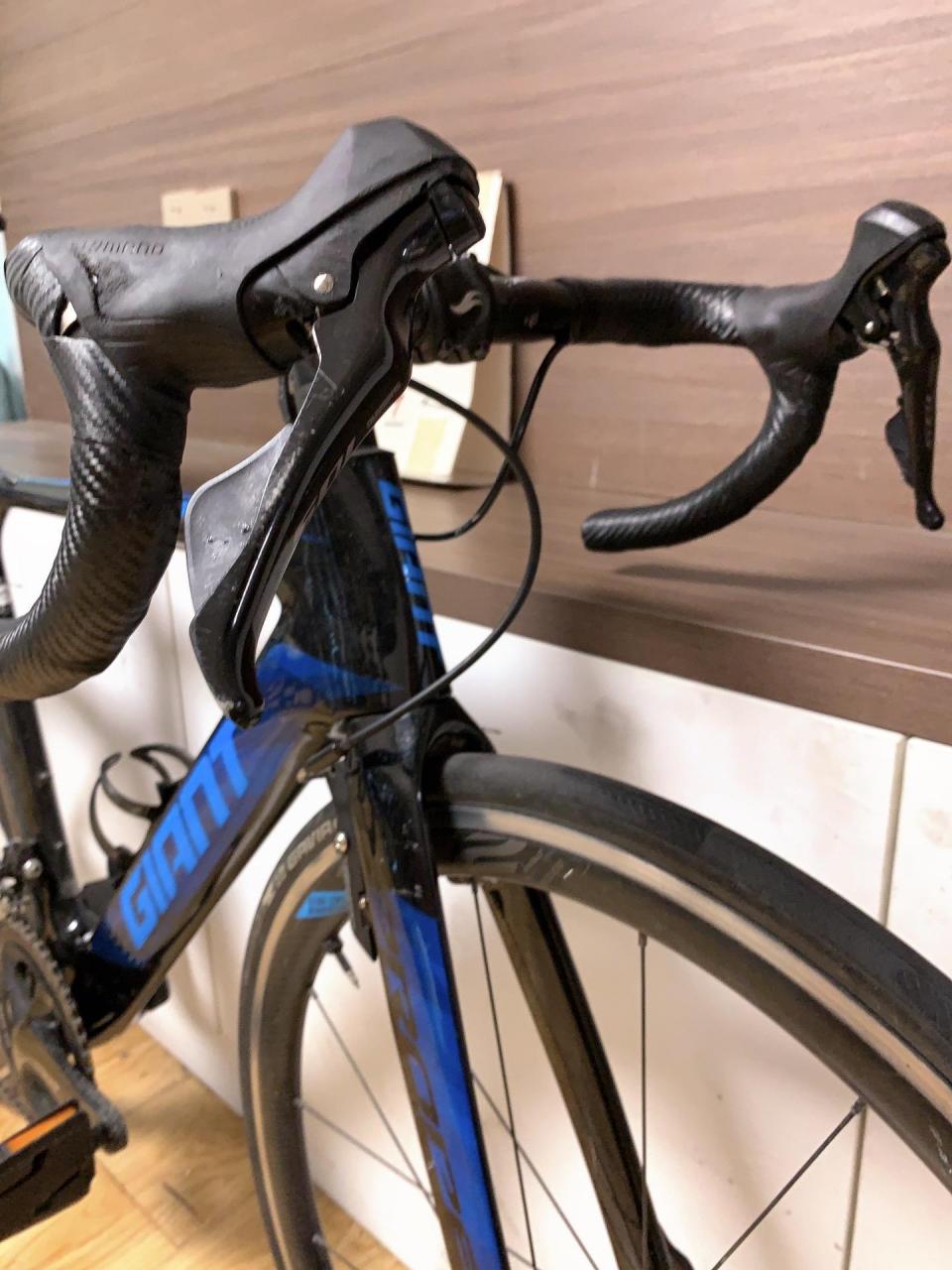 7298顺丰包邮 捷安特pp adv2碳纤维公路车 全碳纤维车架 破风气动型