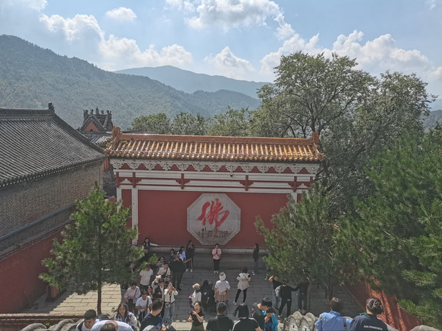 五台山黄教寺庙图片