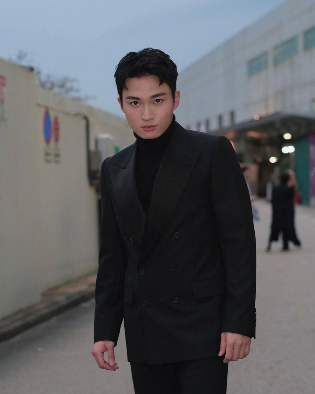 【港媒评tvb现役"四大顶流"男星】  陈豪,马国明,王浩信,周嘉洛