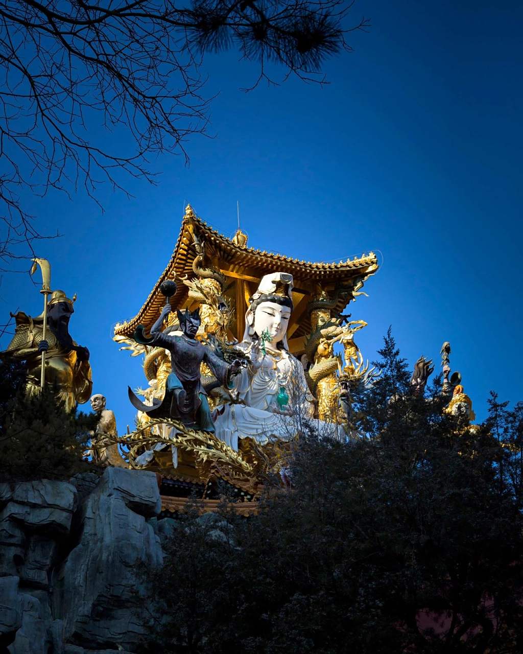 北京白瀑寺,国内最魔幻寺庙开门啦 我是零零后摄影博主史蒂文,本期