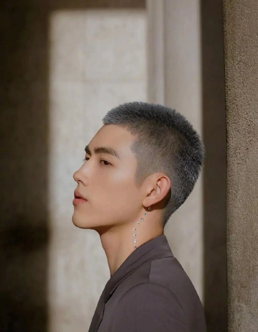 板寸别剪的像劳改犯 型男短发 适合五官立体 不用花时间去打理 剪发