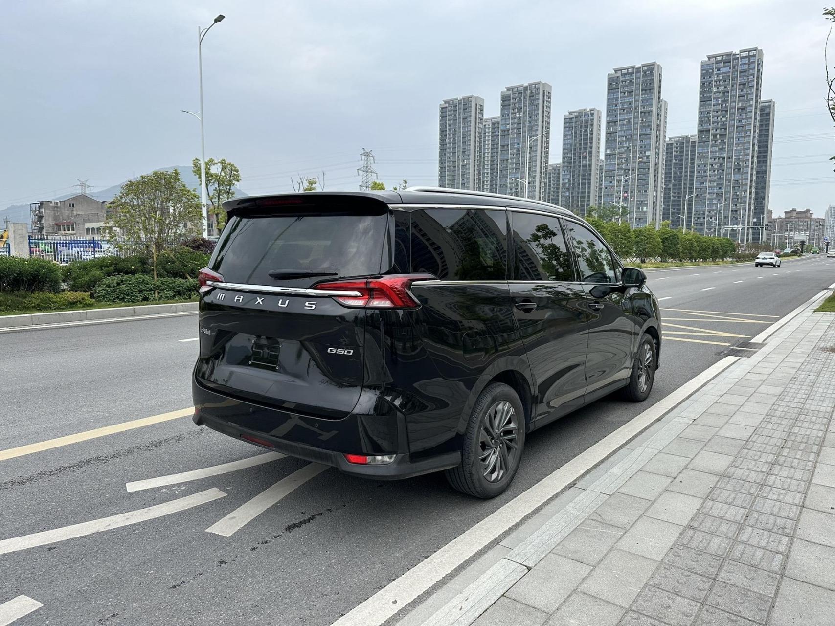 mpv车型大通g50 plus图片