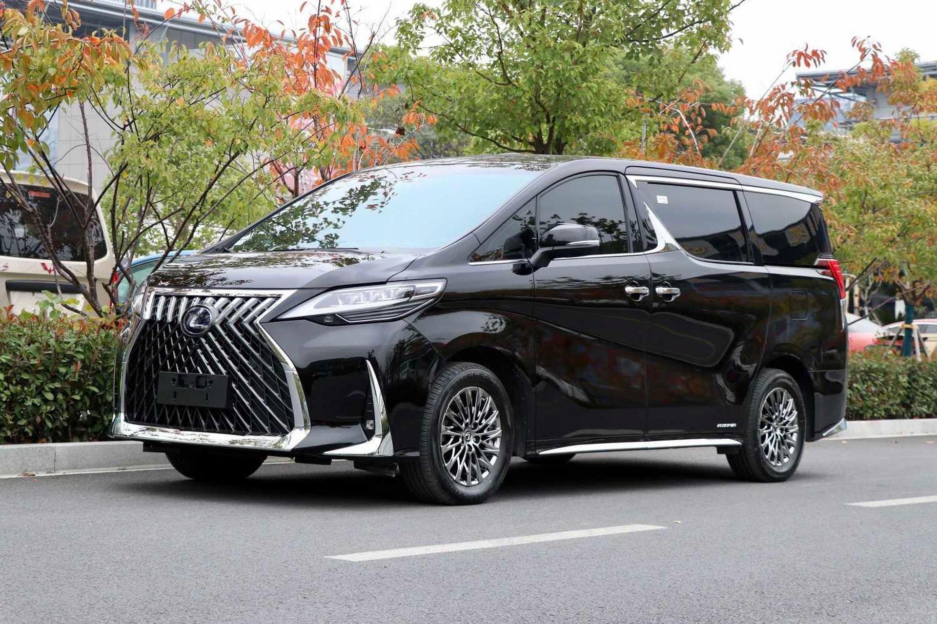 雷尔法.雷克萨斯lm 300h 四座御世版,20上牌