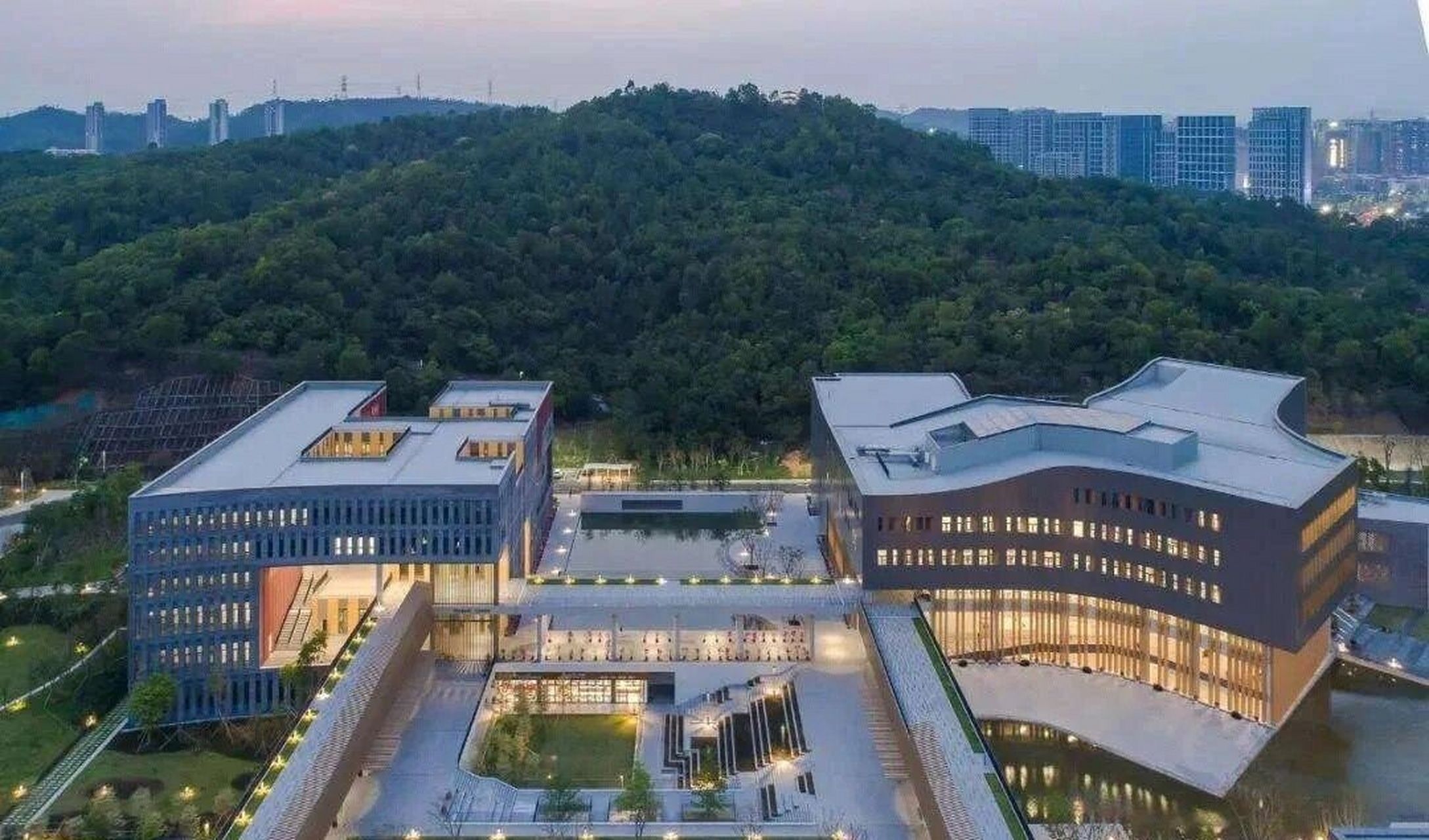 香港中文大学深圳校区22年qs世界排名38 如果分数线在一本徘徊,家庭