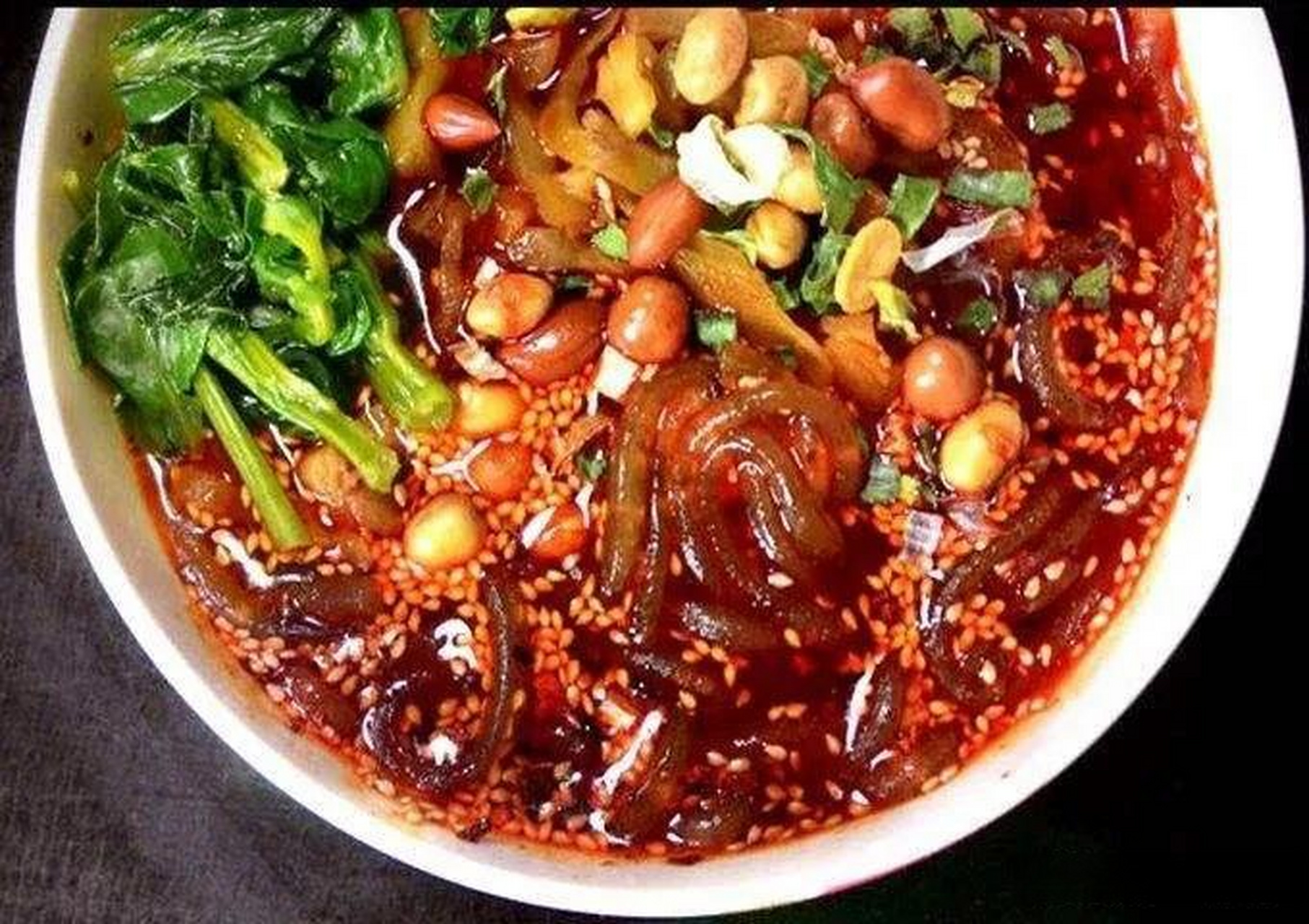 重庆酸辣粉好吃吗重庆特色名小吃   重庆酸辣粉是中国人民喜爱的美食