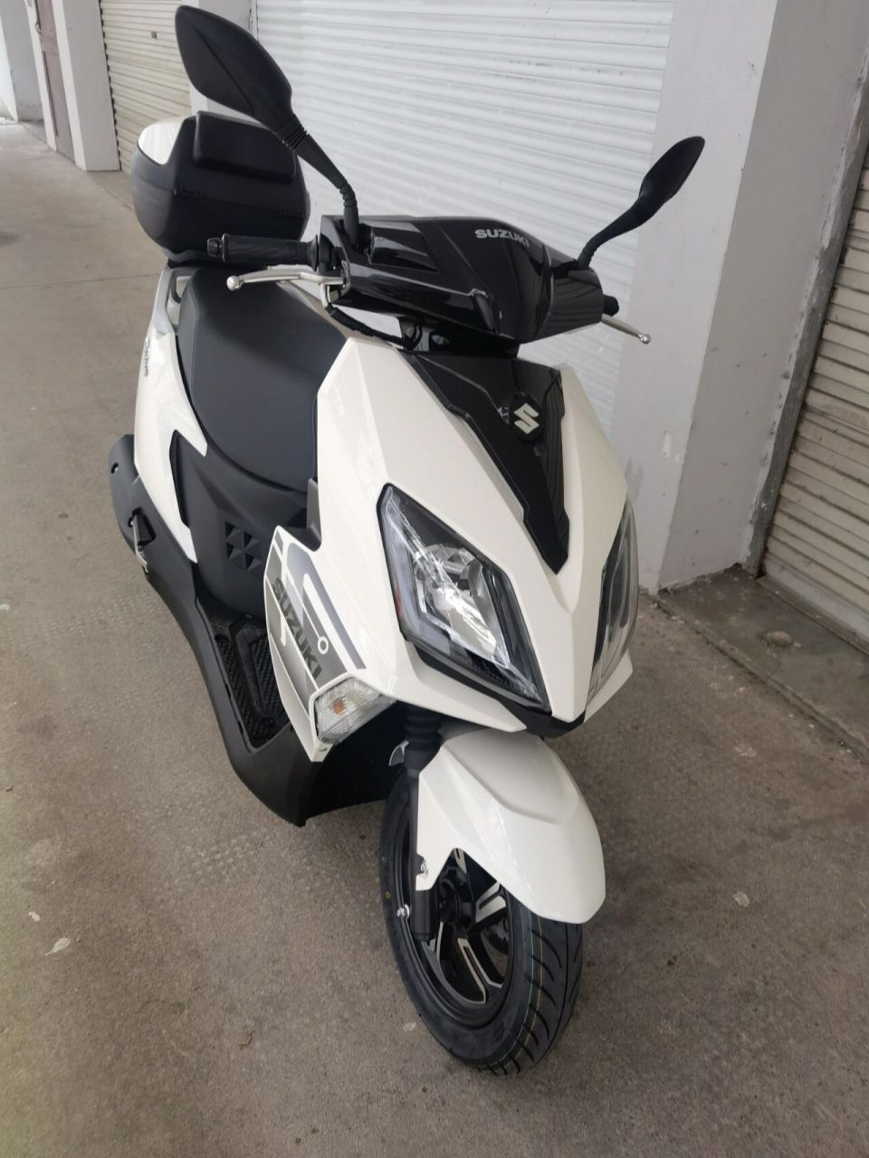 铃木uy125 对比了其他车 包括usr125和裂行,感觉裂行感觉最好看,但是