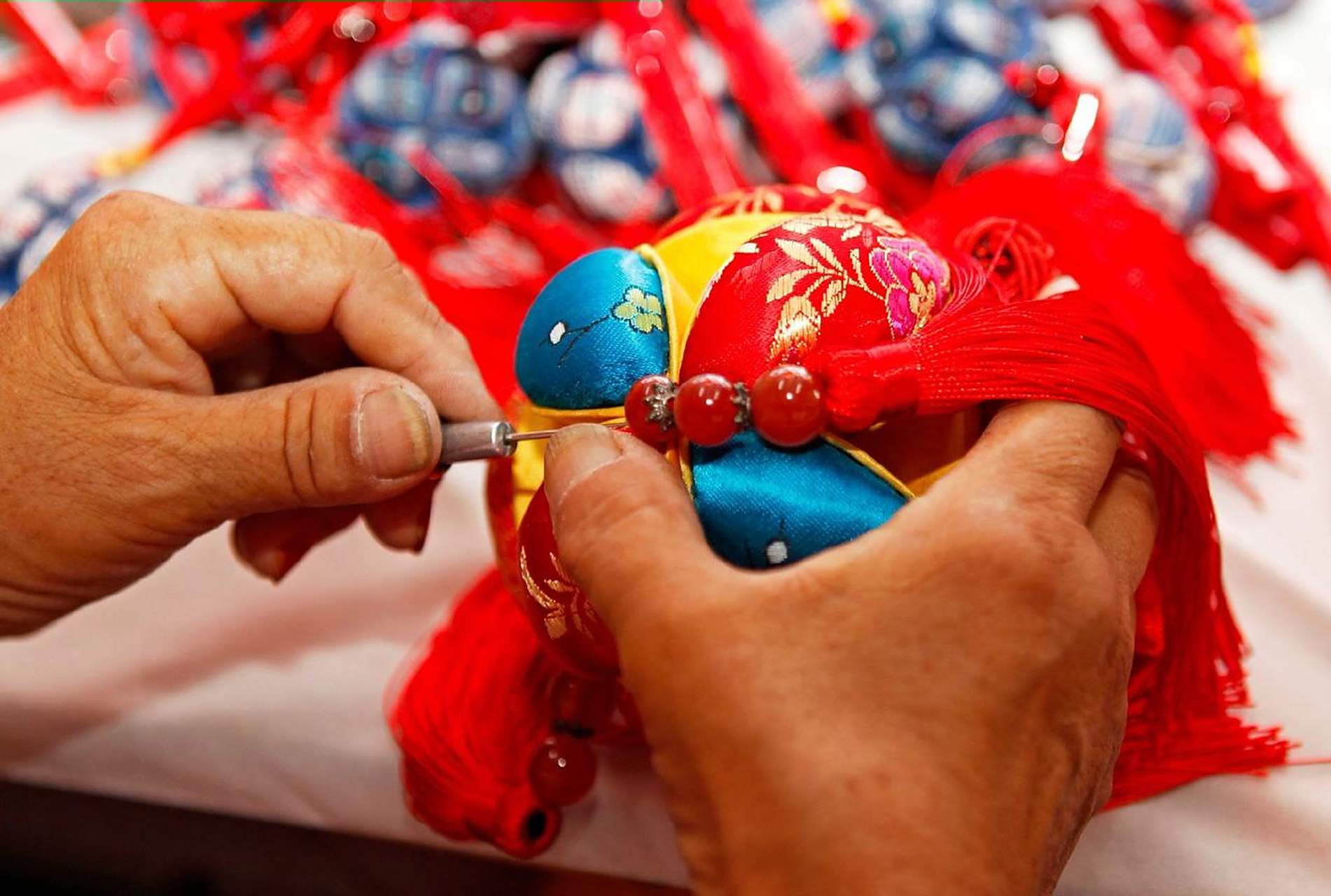 我要上热门 制作"太平绣球"  传承非遗文化非遗文化 民间手艺 纯手工