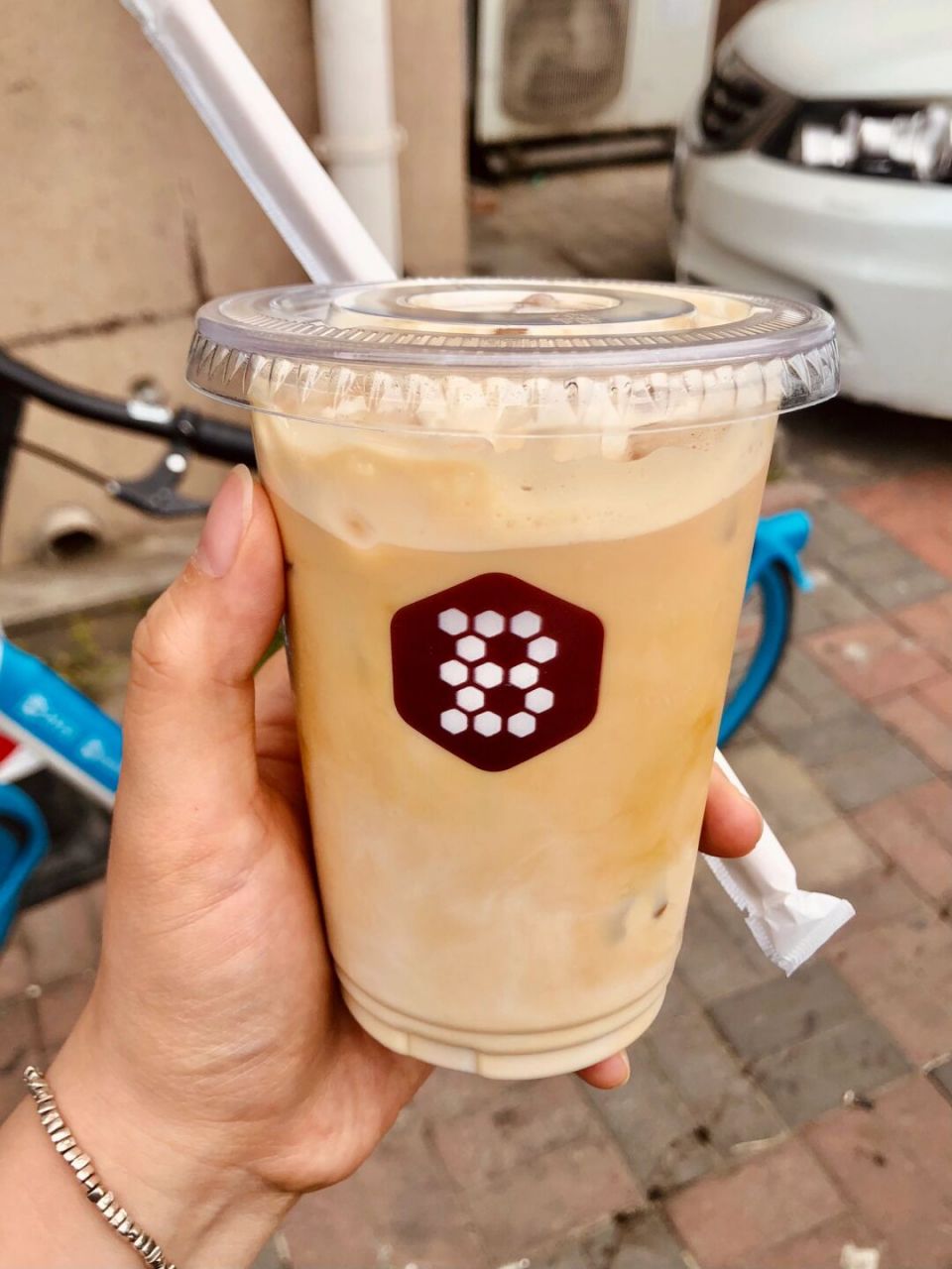 9全款购入冰拿铁 便利蜂是我的天堂 我很开心 工作都不觉得苦了