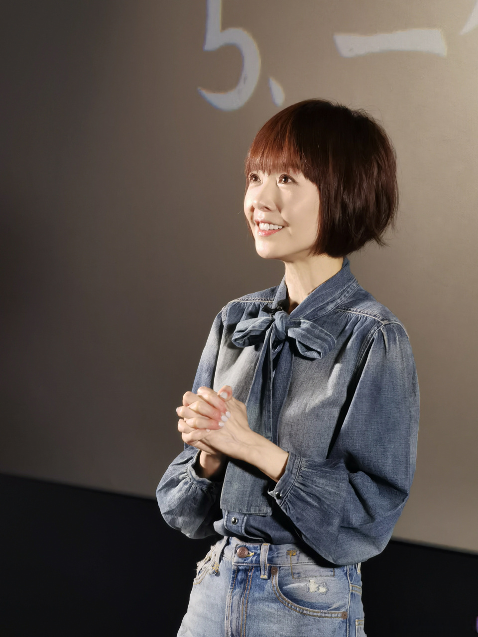 陈鲁豫612生日快乐