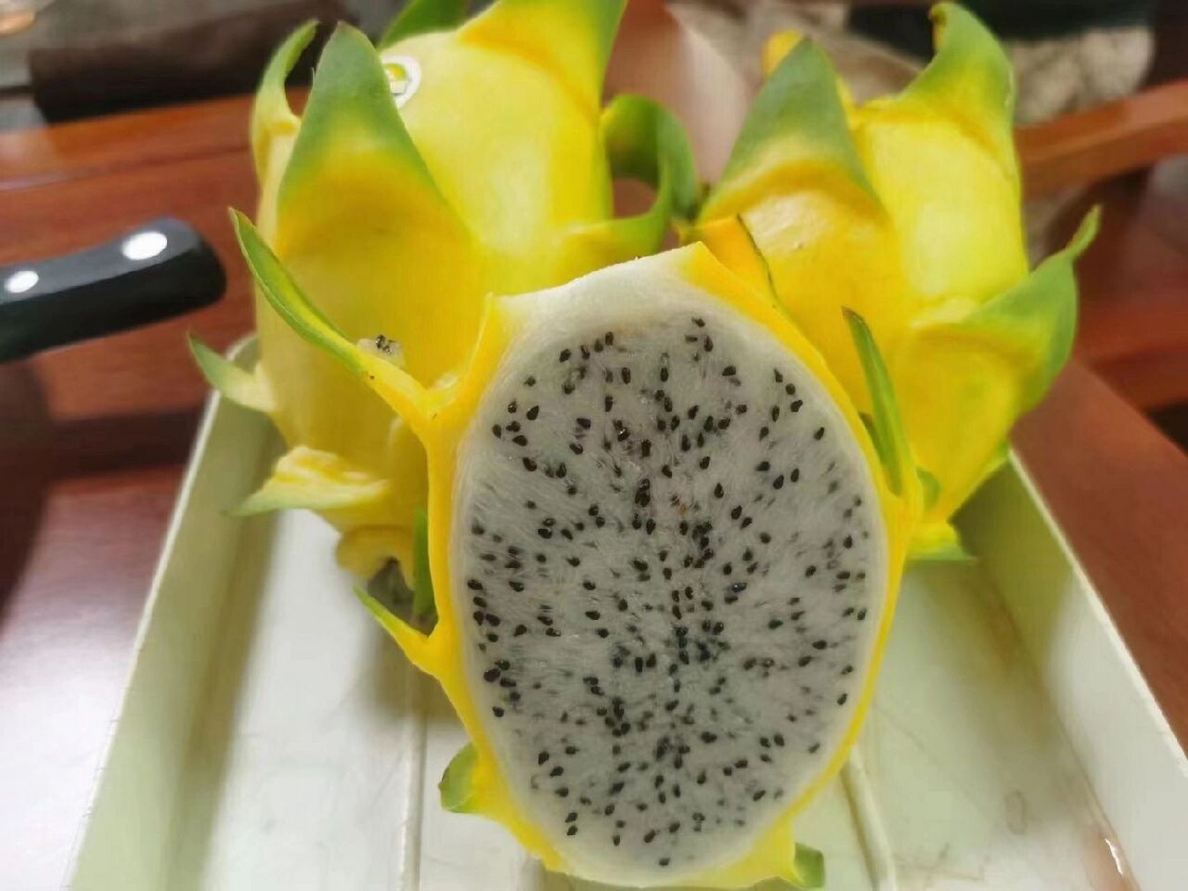 火龙果贵族之黄龙果 92黄龙果8月30下架 尝鲜的尝鲜,复购的复购 这