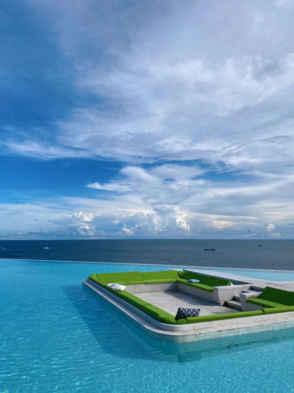 广东最美悬崖泳池|不用出国也能拍出大片 真没想到中国境内有这么美的