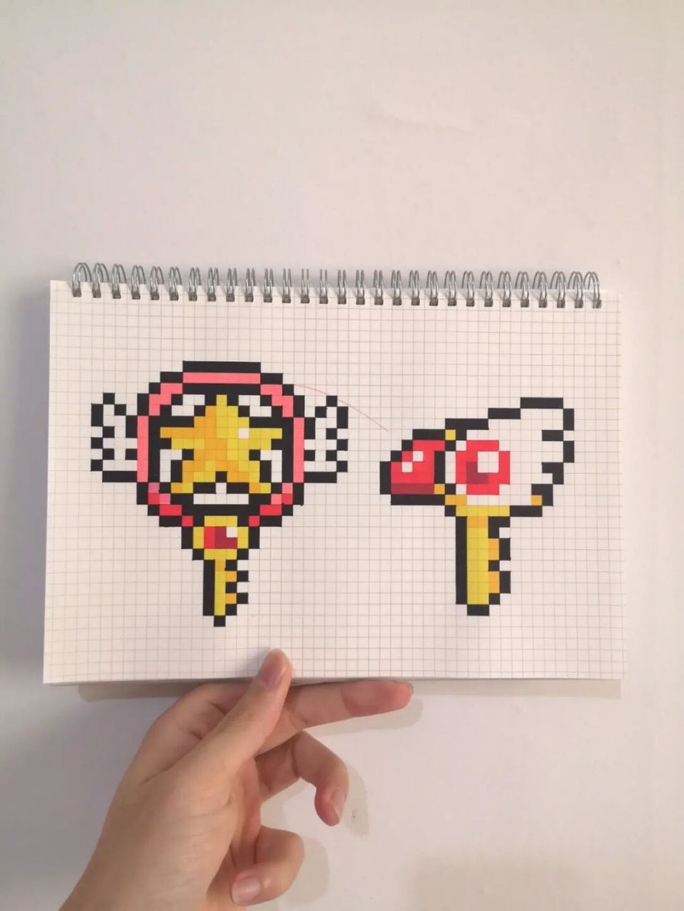 像素画:百变小樱-魔杖 网格本:b5 像素图纸来自: #拼豆# #像素画