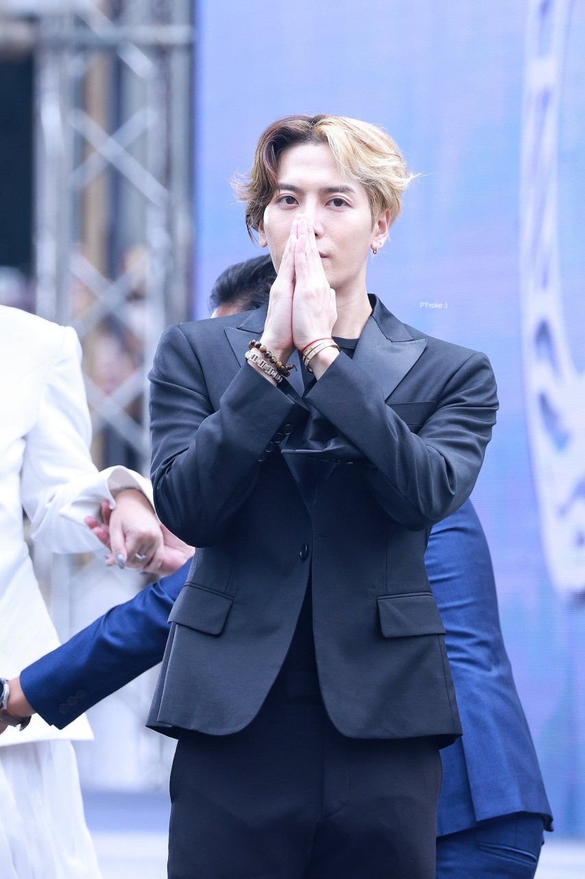 泰国c2品牌活动@王嘉尔 相关  大帅哥连头发丝儿都散发着魅力  〔06