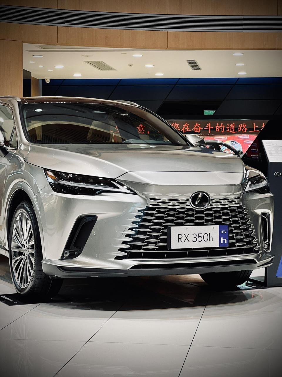 雷克萨斯rx350h 离谱,这车油耗5/6l
