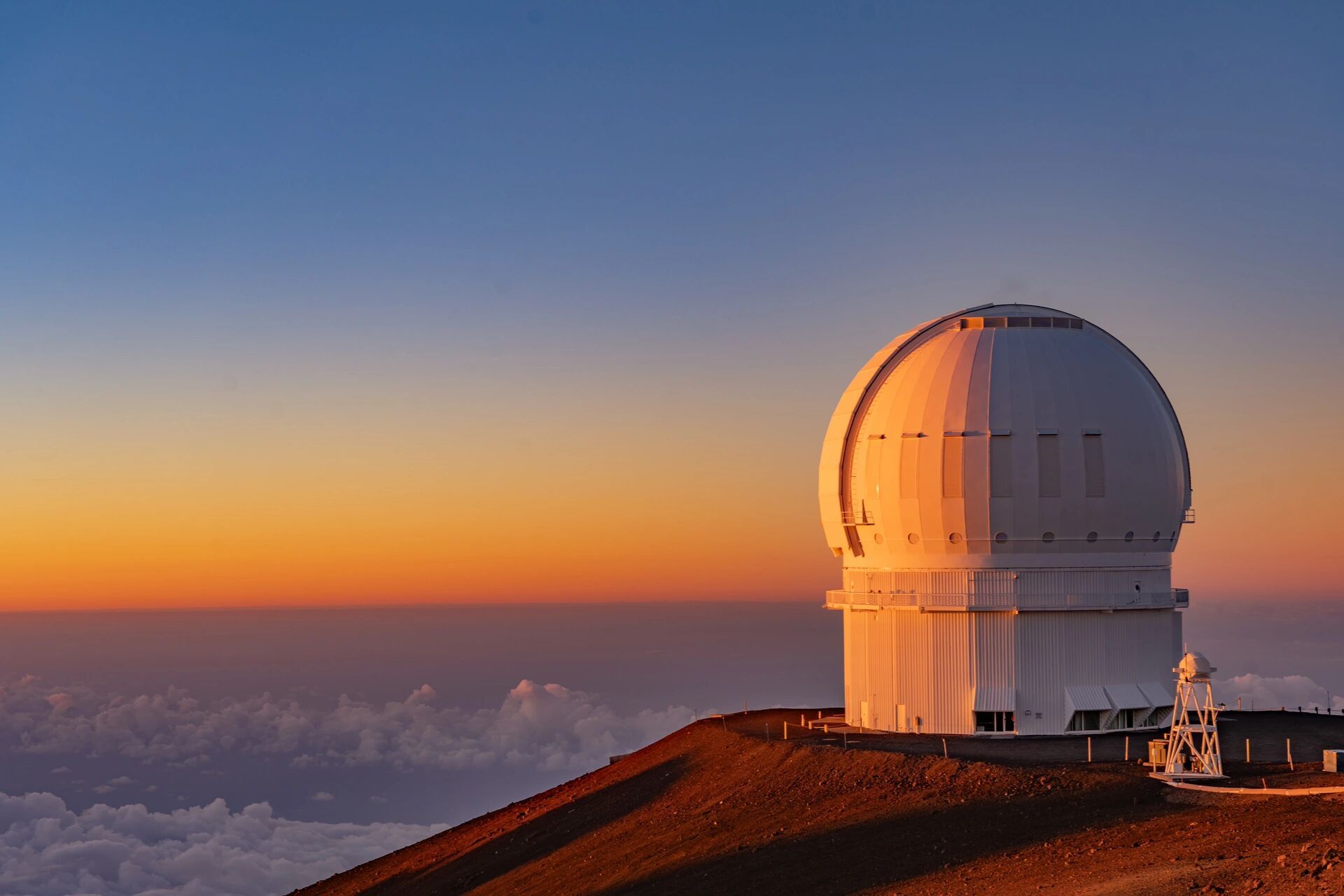 夏威夷大岛天文台登顶攻略  今天来写一篇传说中"美国免费景点天花板"